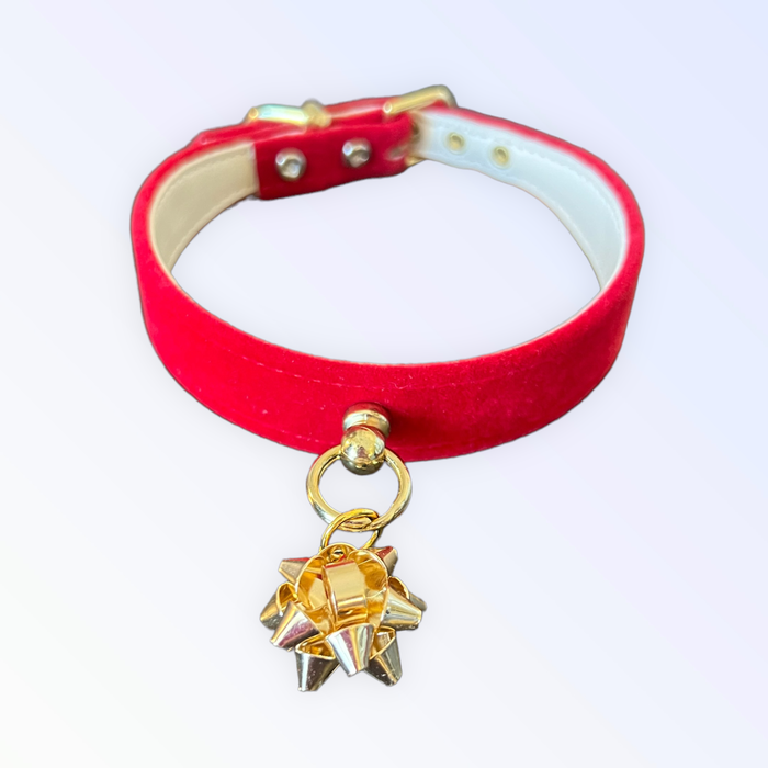 Velvet Gift Wrap Bow Collar