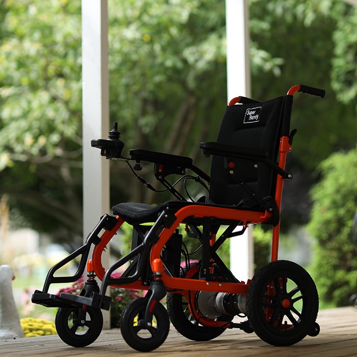 Folds Down in Seconds for Easy Travel